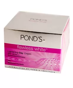 Ponds Flawless W. Day C. 10gr