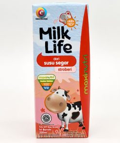 Susu UHT Milk Life Strawberry 200 ml